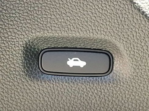 Certified 2025 Honda Civic Sport image 22