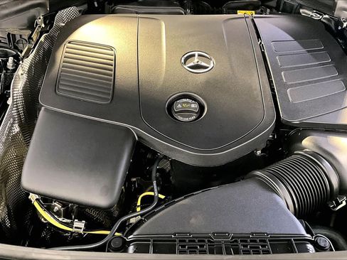 New 2026 Mercedes-Benz GLC 300 4MATIC image 14