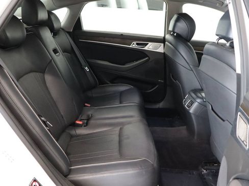 Used 2018 Genesis G80 3.8 w/ Option Group 03 RWD image 12