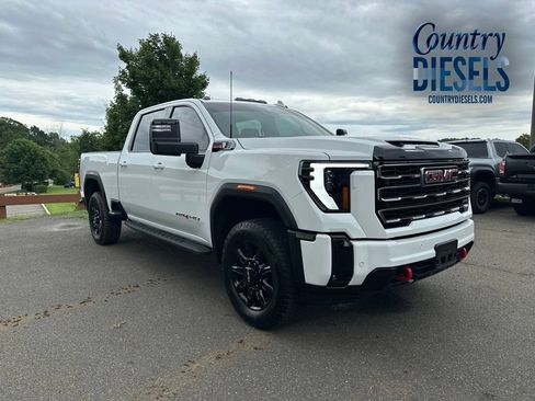 Used 2025 GMC Sierra 2500 AT4 w/ AT4 Premium Plus Package AWD/4WD image 1
