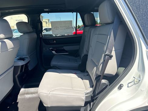 New 2026 Toyota Sequoia Limited w/ TRD Off-Road Package AWD/4WD image 10