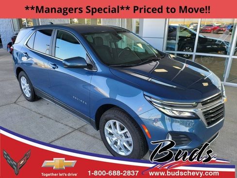 Used 2024 Chevrolet Equinox LT w/ LPO, Floor Liner Package image 1