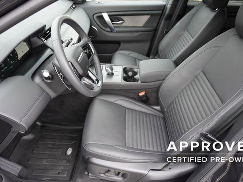 Used 2025 Land Rover Discovery Sport Dynamic SE AWD/4WD image 19