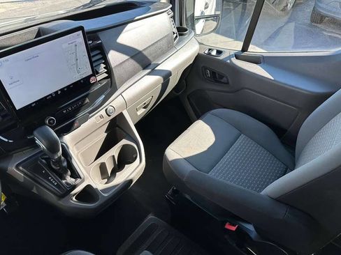 Used 2023 Ford Transit 350 XLT image 21