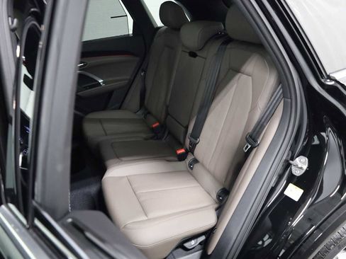 New 2025 Audi Q5 Premium Plus image 33