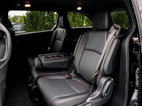 Used 2026 Honda Odyssey Sport-L image 8