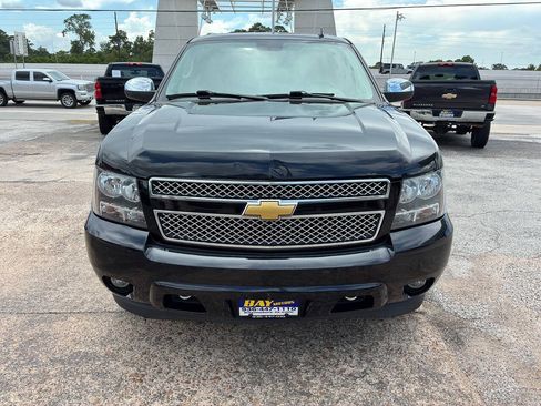 Used 2013 Chevrolet Suburban LS w/ Texas Edition RWD image 9