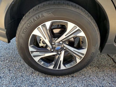 Used 2024 Subaru Crosstrek 2.0i Premium AWD/4WD image 18