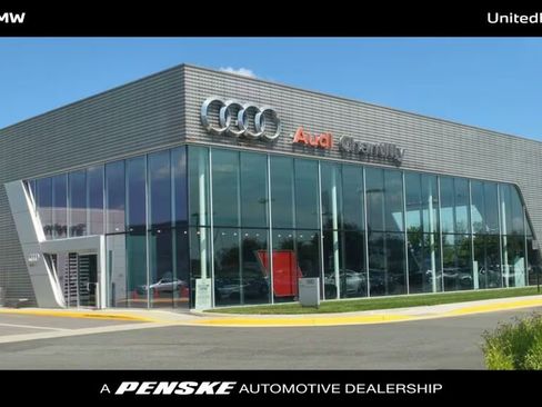 Used 2023 BMW X7 xDrive40i image 45