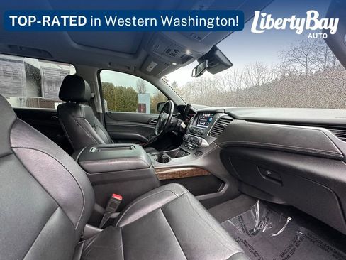 Used 2020 Chevrolet Suburban LT image 29