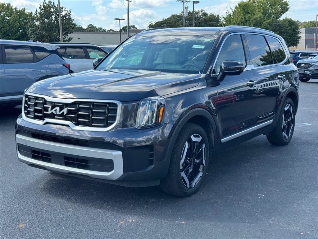 Certified 2025 Kia Telluride S AWD/4WD image 7
