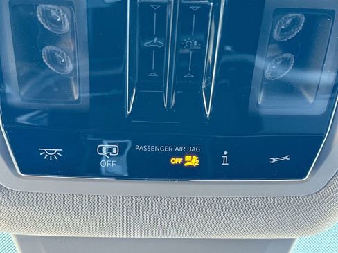 New 2025 Volkswagen Atlas Peak Edition SE image 37