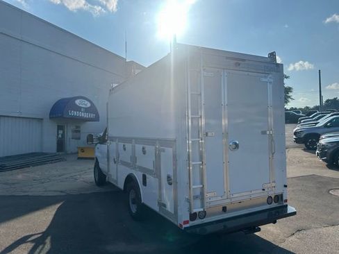 New 2026 Ford E-350 and Econoline 350 Super Duty w/ Power Equipment Group RWD image 5