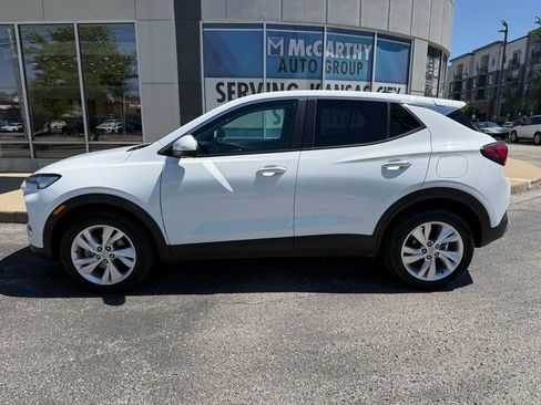 Used 2025 Buick Encore GX Preferred FWD image 2