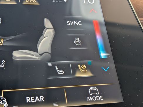 Used 2025 INFINITI QX80 Sensory image 37