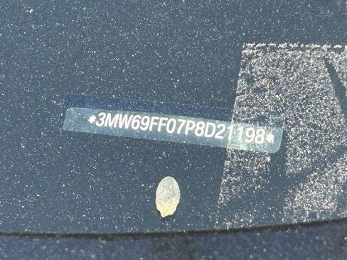 Used 2023 BMW 330i Sedan w/ M Sport Package RWD image 9