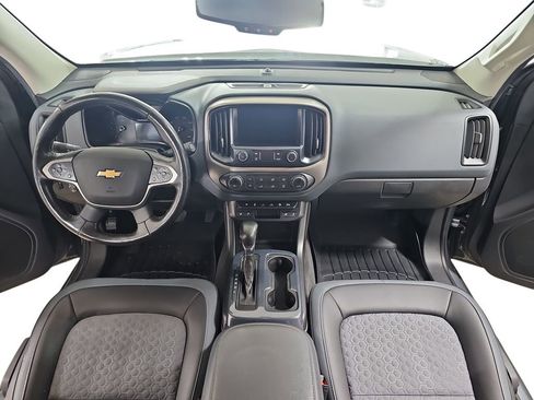 Used 2022 Chevrolet Colorado Z71 AWD/4WD image 11