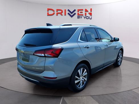 Used 2023 Chevrolet Equinox Premier image 5