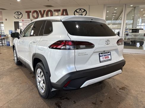 New 2026 Toyota Corolla Cross L image 8