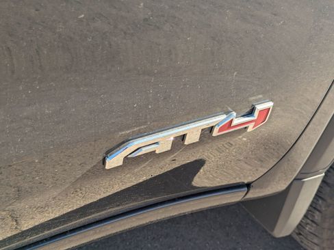 Used 2026 GMC Sierra 1500 AT4 w/ Technology Package image 7