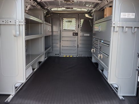 New 2025 Chevrolet Express 2500 Work Van w/ Driver Convenience Package image 25