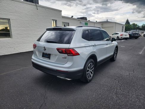 Used 2018 Volkswagen Tiguan SE AWD/4WD image 5
