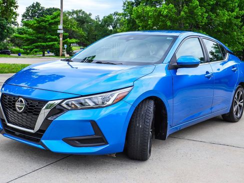 Used 2022 Nissan Sentra SV w/ Trunk Package FWD image 3