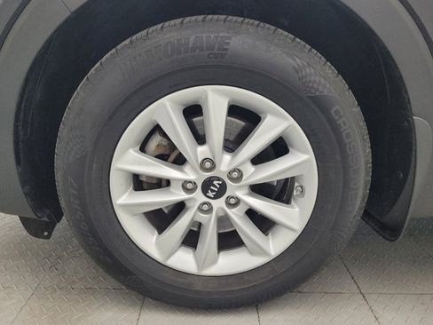 Used 2020 Kia Sorento L FWD image 31