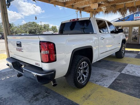 Used 2014 GMC Sierra 1500 SLT w/ All-Terrain Package AWD/4WD image 5