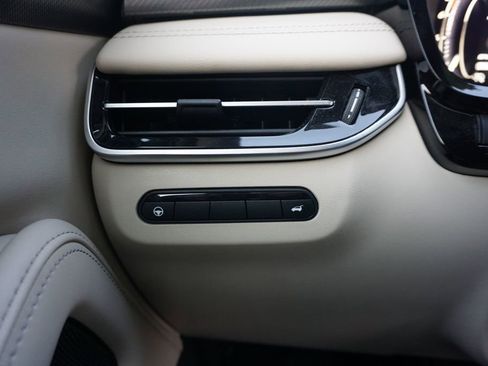 Used 2023 INFINITI QX60 Luxe w/ Cargo Package image 5