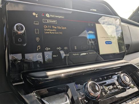 New 2025 GMC Sierra 2500 AT4X w/ AT4X AEV Edition image 14