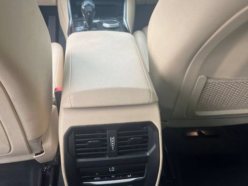 Used 2019 BMW 330i Sedan RWD image 12