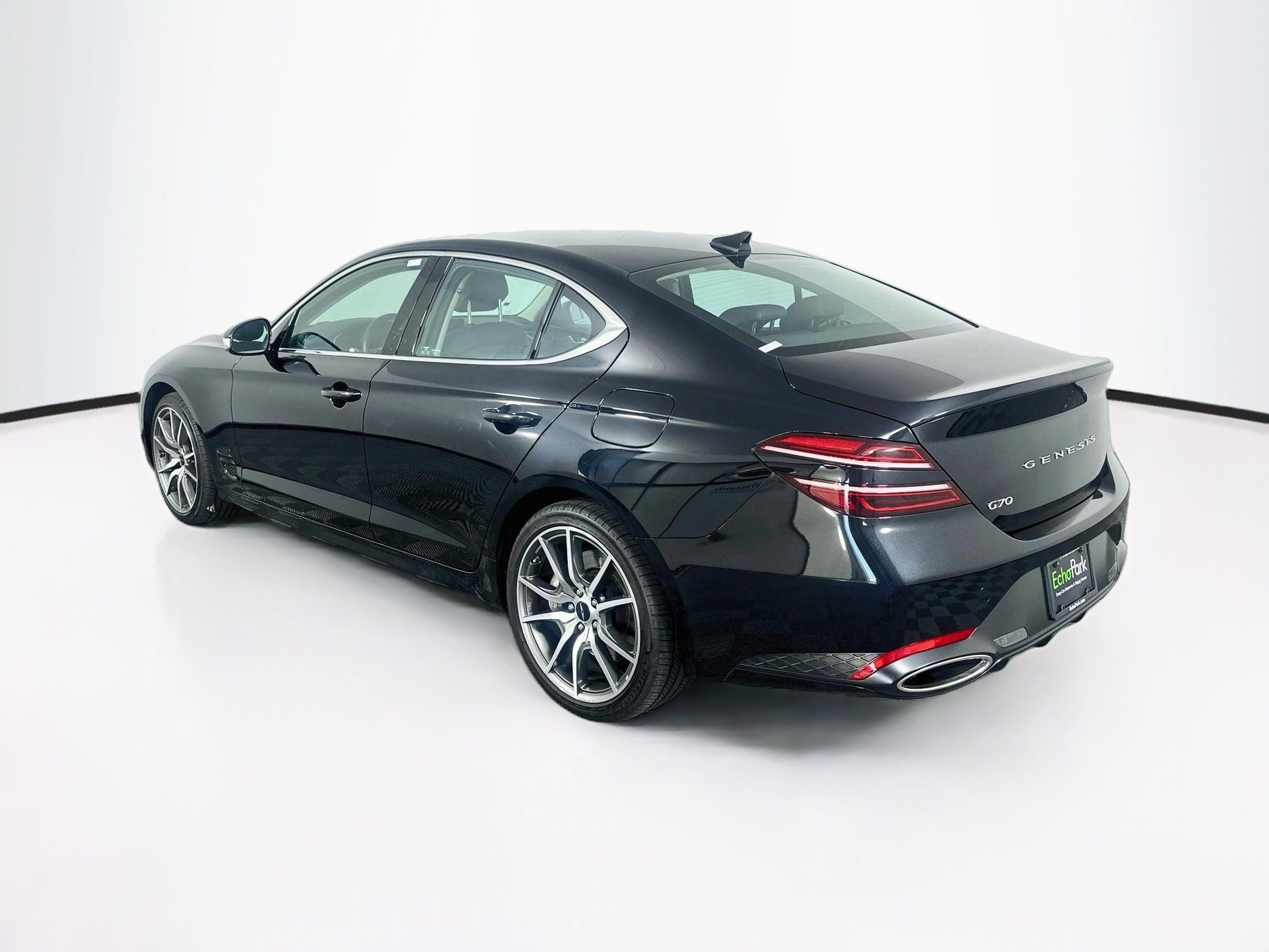 Used 2026 Genesis G70 2.5T RWD image 5