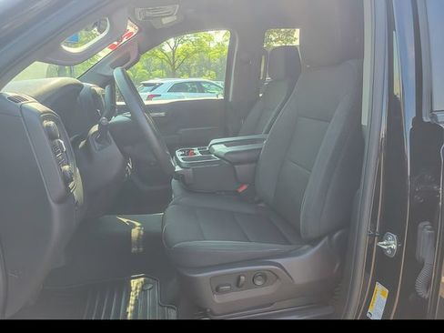 Used 2024 Chevrolet Silverado 1500 Custom Trail Boss w/ Turbomax Blackout Package AWD/4WD image 5