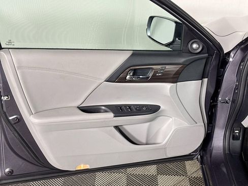 Used 2016 Honda Accord EX-L image 10