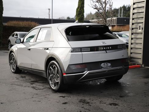 Used 2023 Hyundai Ioniq 5 SEL image 8