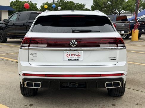 Used 2024 Volkswagen Atlas Cross Sport SEL Premium R-Line image 6