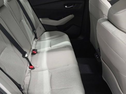 Certified 2025 Honda Accord SE image 6