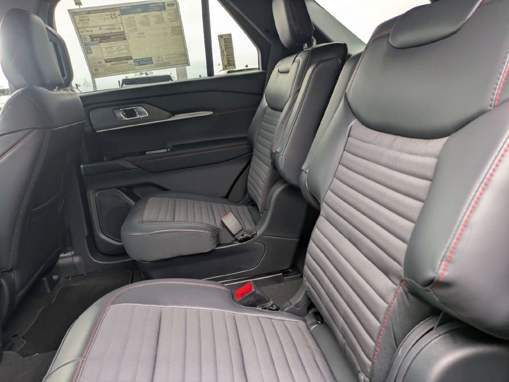 New 2027 Ford Explorer ST-Line RWD image 13