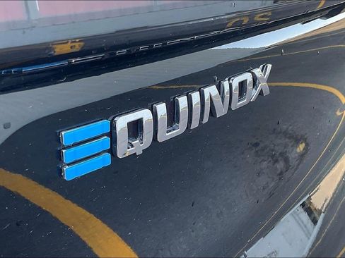 Used 2025 Chevrolet Equinox EV LT FWD image 29