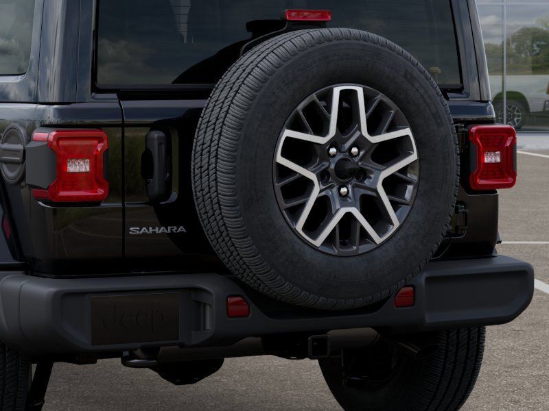 New 2025 Jeep Wrangler Unlimited Sahara AWD/4WD image 14