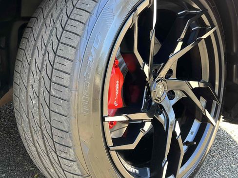 Used 2010 Dodge Challenger SRT8 w/ SRT Option Group II image 10