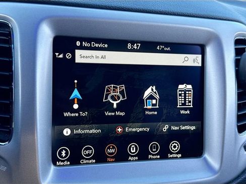 Used 2021 Jeep Compass 80th Special Edition w/ Sun and Sound Group image 15