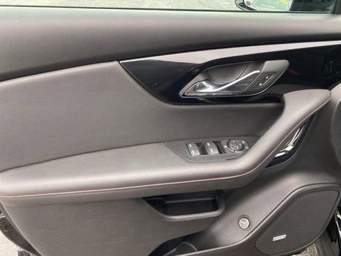 Certified 2025 Chevrolet Blazer RS image 16