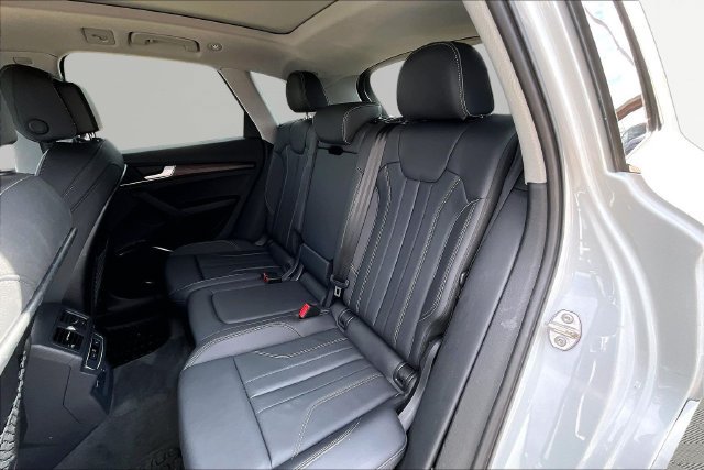 Used 2024 Audi Q5 2.0T Premium AWD/4WD image 28