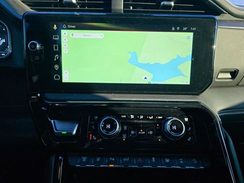 Used 2024 GMC Sierra 2500 AT4X image 23