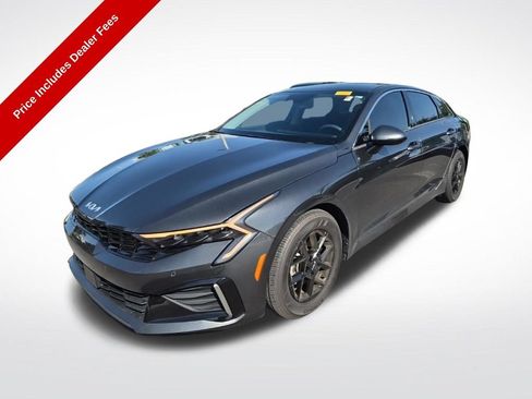 Used 2025 Kia K5 LXS FWD image 1