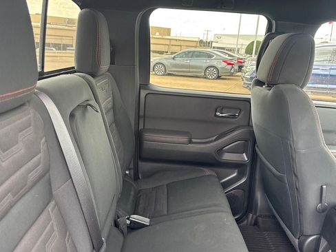 Used 2022 Nissan Frontier PRO-4X AWD/4WD image 34