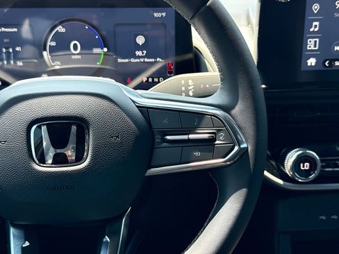 Used 2025 Honda Prologue Touring image 15