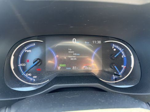 Used 2023 Toyota RAV4 XLE w/ XLE Grade Weather Package AWD/4WD image 18